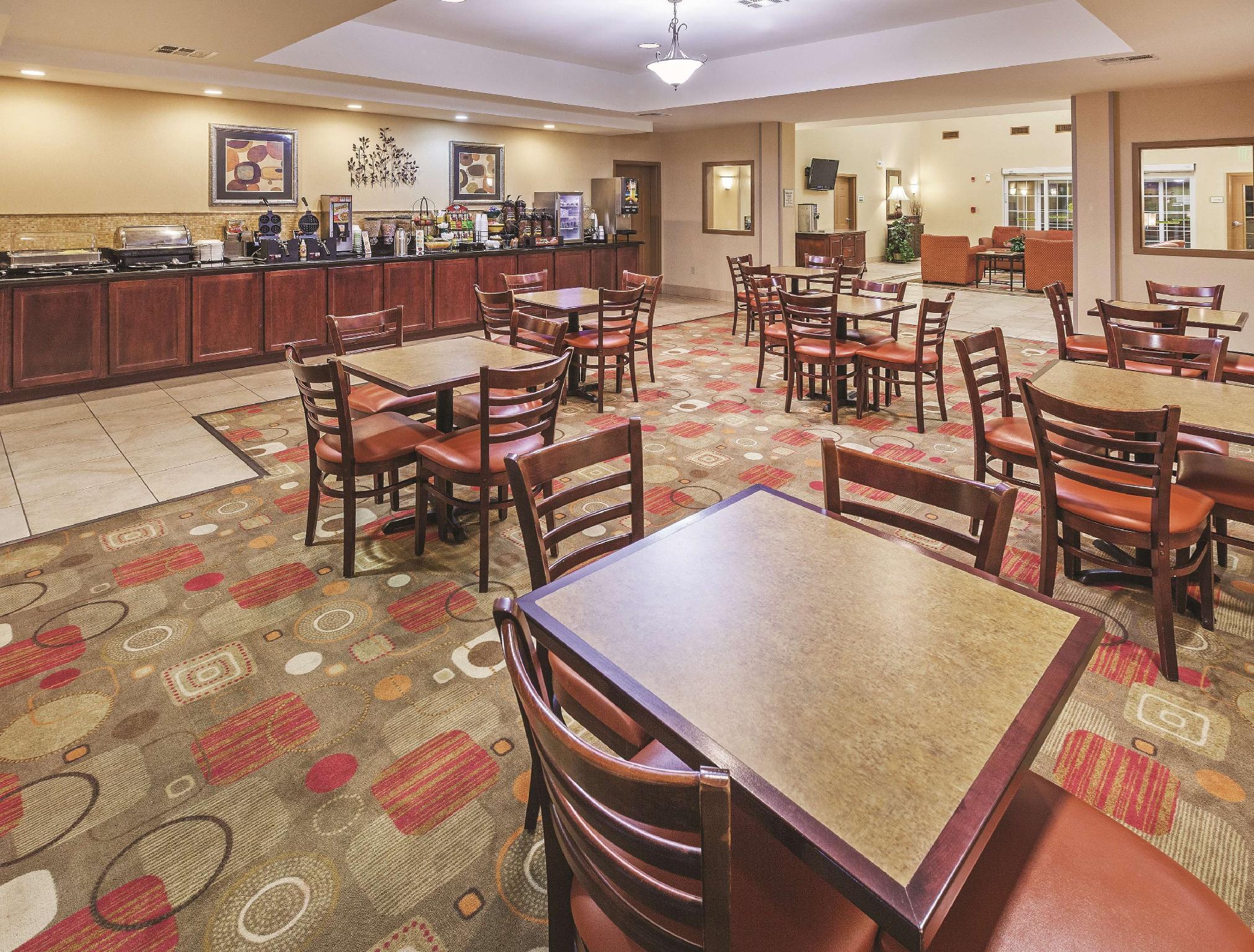 La Quinta By Wyndham Stillwater -University Area Exterior photo