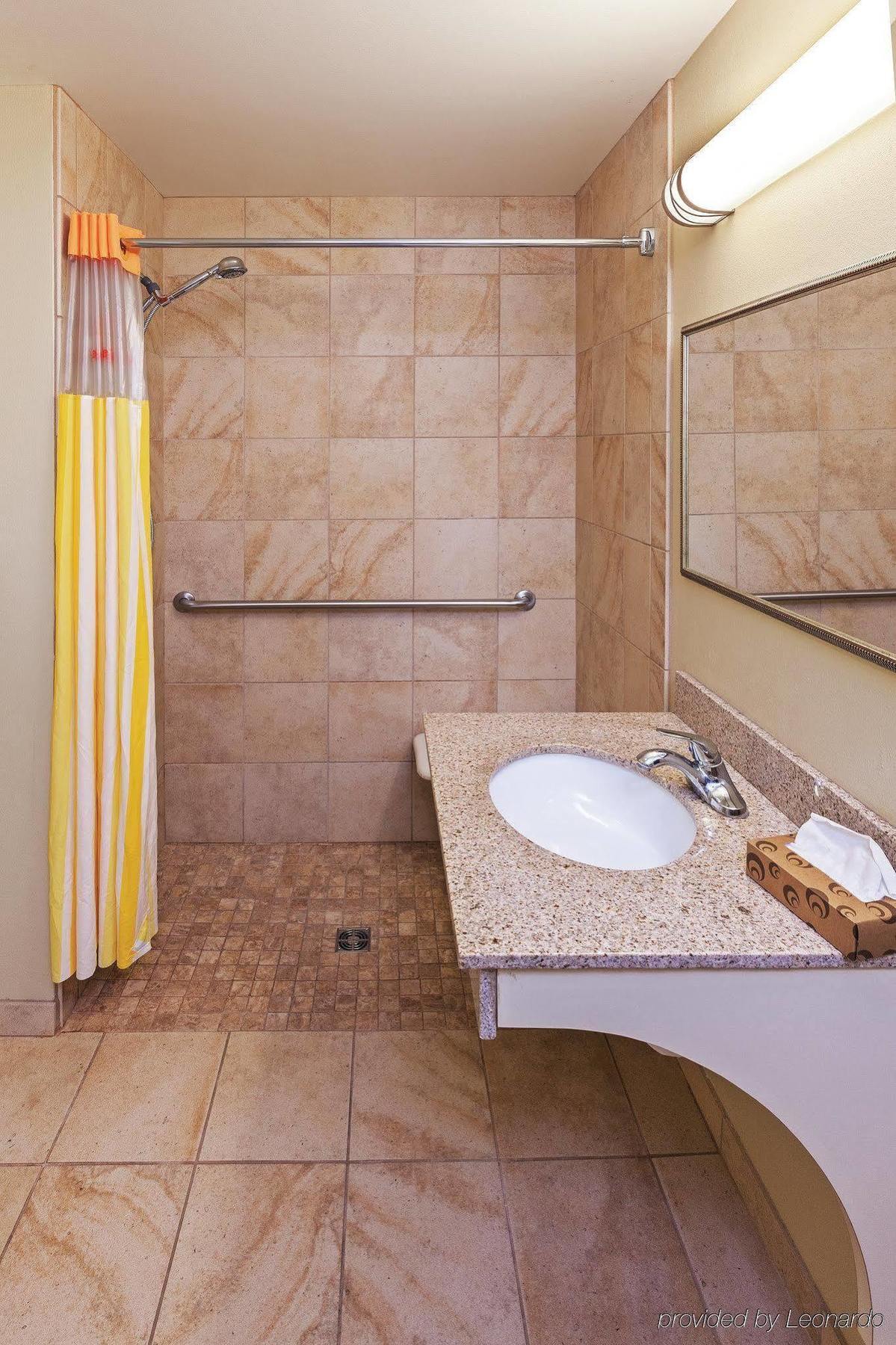 La Quinta By Wyndham Stillwater -University Area Exterior photo